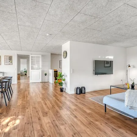 Eeske - 4km From The Sea By Interhome *